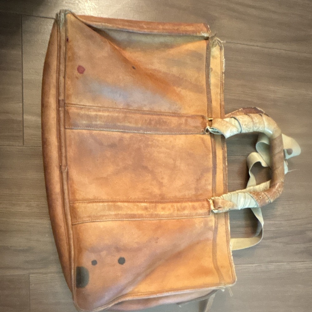 Vintage late 1970 Coach Brown Briefcase made USA w error stitching collector